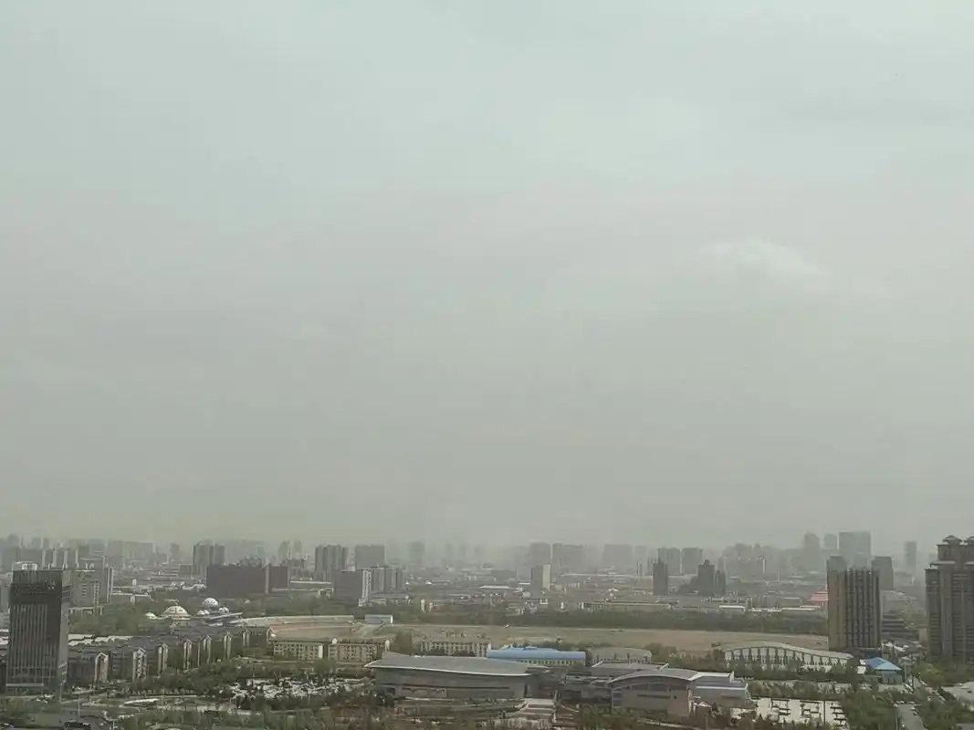 寧夏推進(jìn)美麗城市建設：以空氣質(zhì)量達標為核心 攻堅移動(dòng)源、揚塵等污染治理