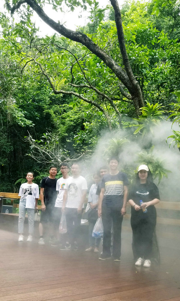 越是前進(jìn)，風(fēng)景越是迷人