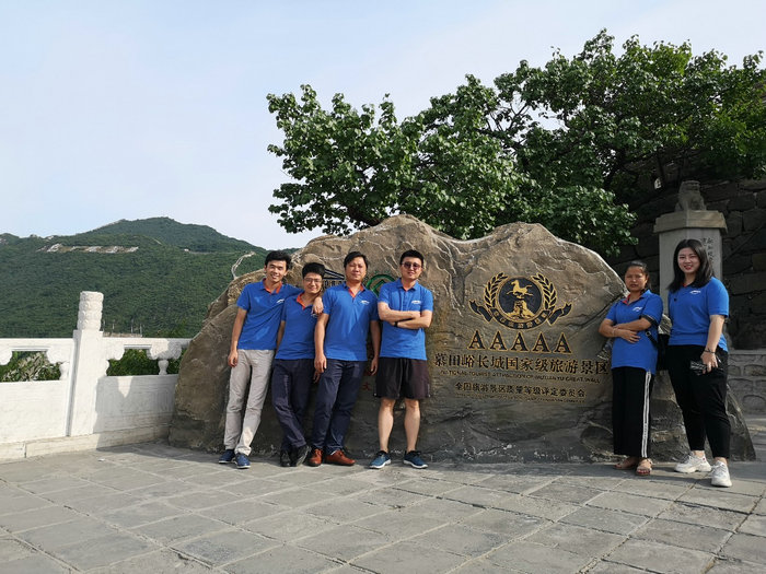 安帕爾優(yōu)秀員工長(cháng)城之旅 — 登長(cháng)城，當好漢，賞美景